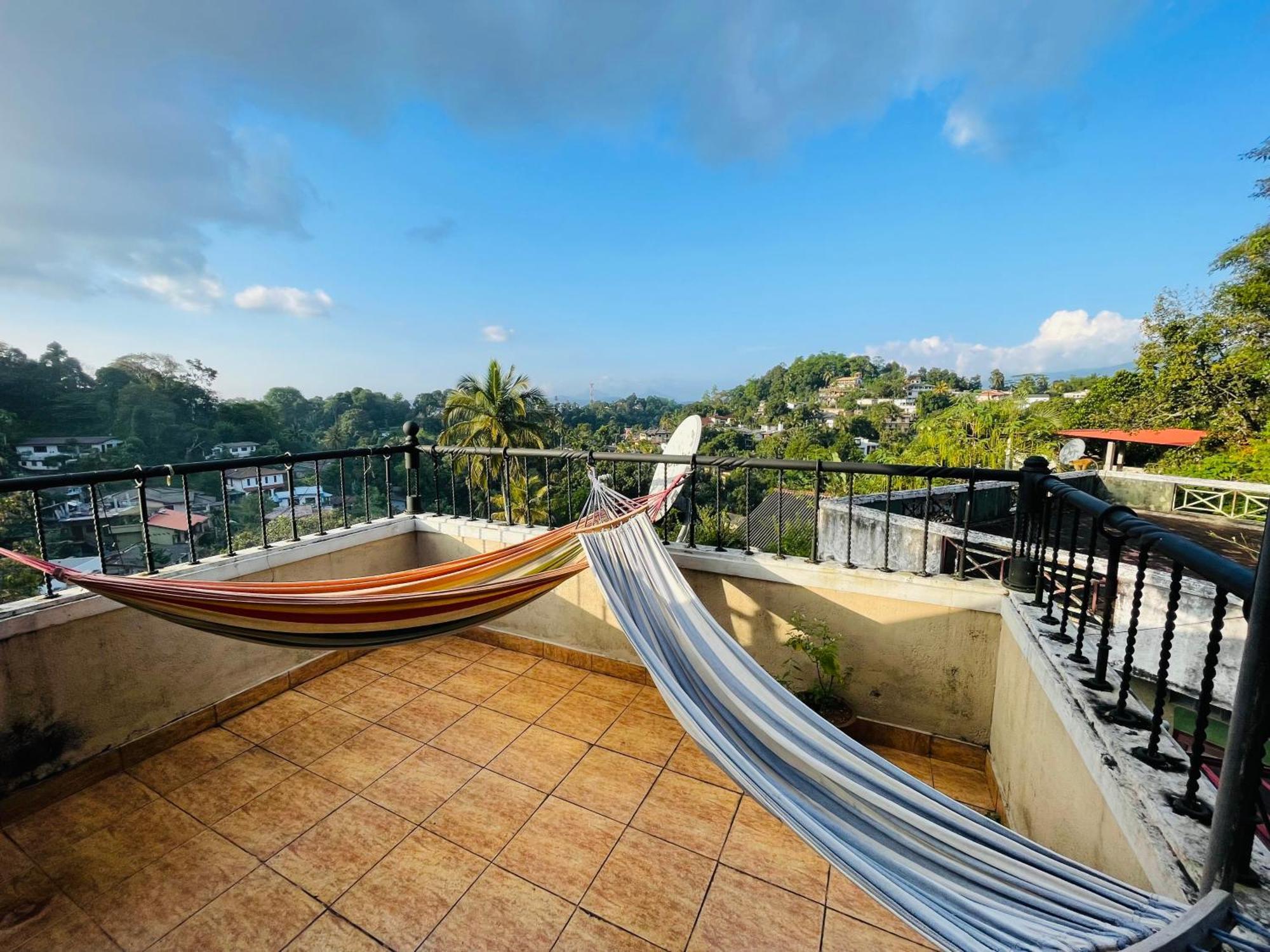 中国蒲公英民宿dandelion Guest House Villa With Mount View Канди Экстерьер фото